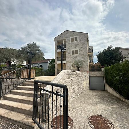 Apartman Tara Tivat Ngoại thất bức ảnh