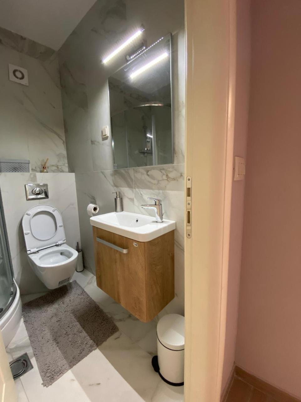 Apartman Tara Tivat Ngoại thất bức ảnh